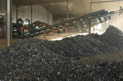 PSX-2000馬力型號廢鋼破碎機案例